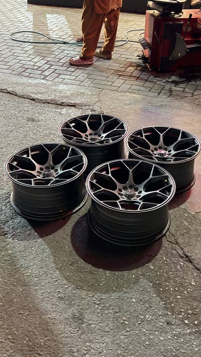 Shougan 17 inch 8.25 jj aloy rim multi pcd