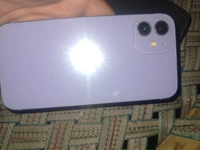 Apple iPhone 12