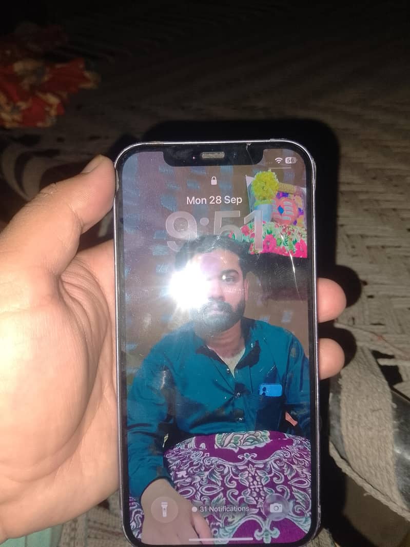 Apple iPhone 12 5