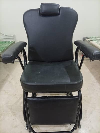 Salon Chair