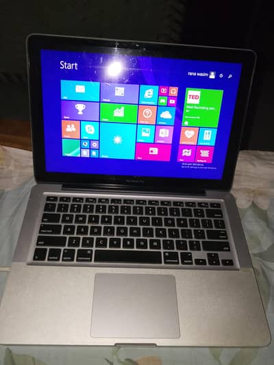 apple MacBook pro i5 8gb 250 gb for salz