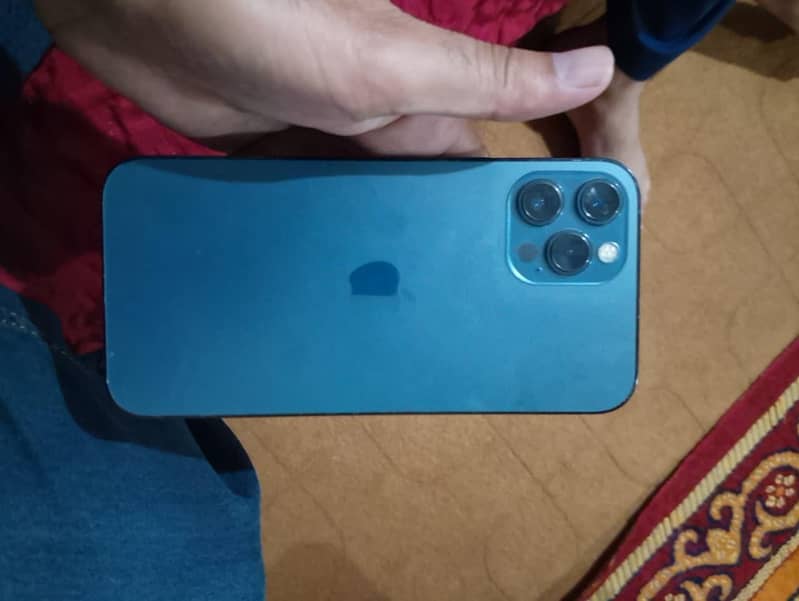 Apple iPhone 12 Pro Max 2