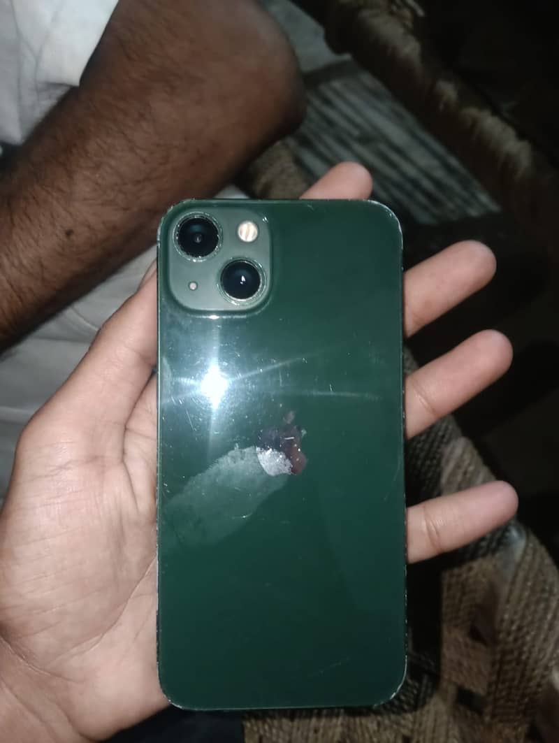 Apple iPhone 13 2