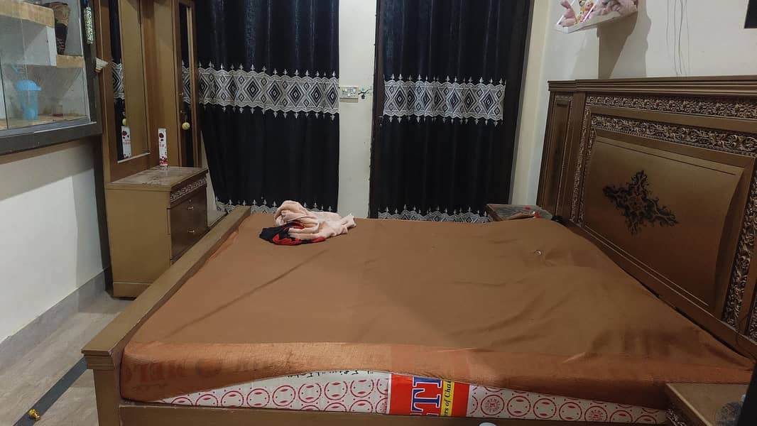 King Size Bed 1