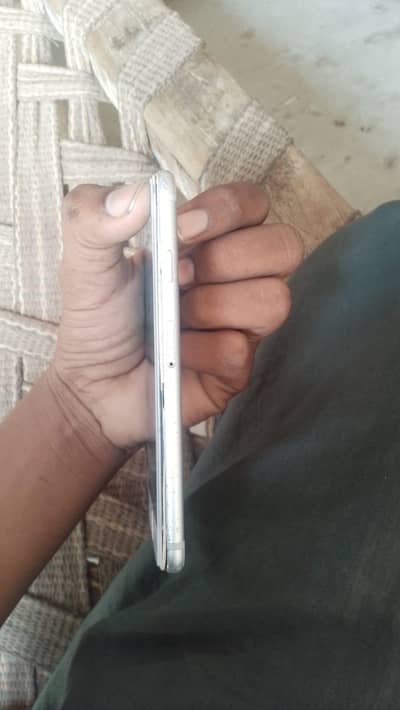 Apple iPhone 6S
