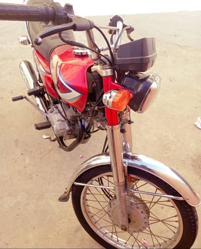 Honda CG 125 2016 model Karachi number for sale