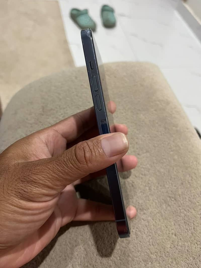 Apple iPhone 13 Pro Max 3