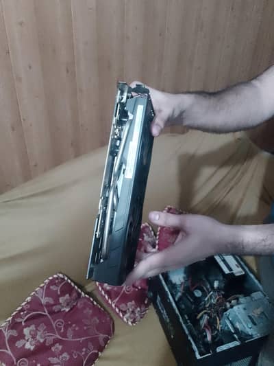 Gaming PC for Sale -Xeon E3-1231 V3 16GB RAM SSD + HDD Dell 24 MONITOR