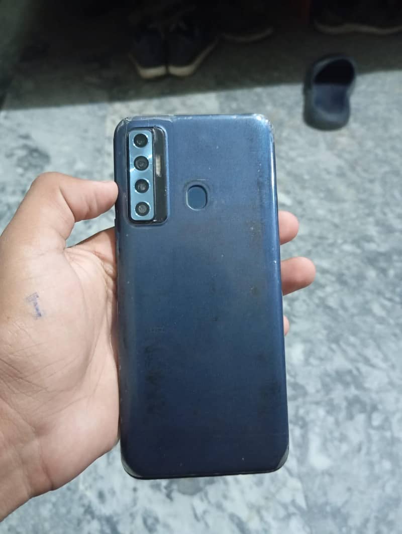 Tecno Camon 17 2