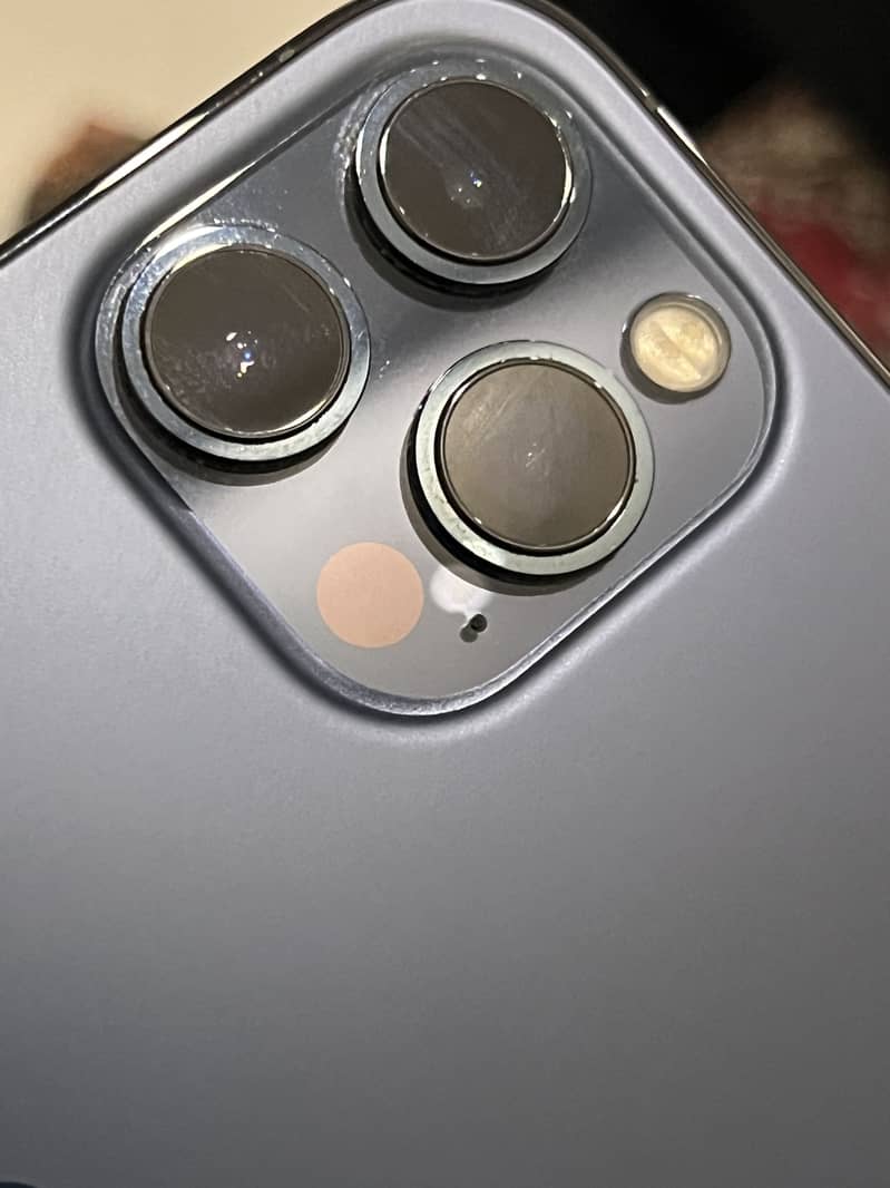 Apple iPhone 12 Pro Max 2