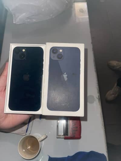 Apple iPhone 13