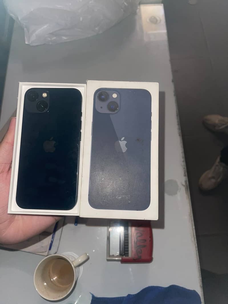Apple iPhone 13 0
