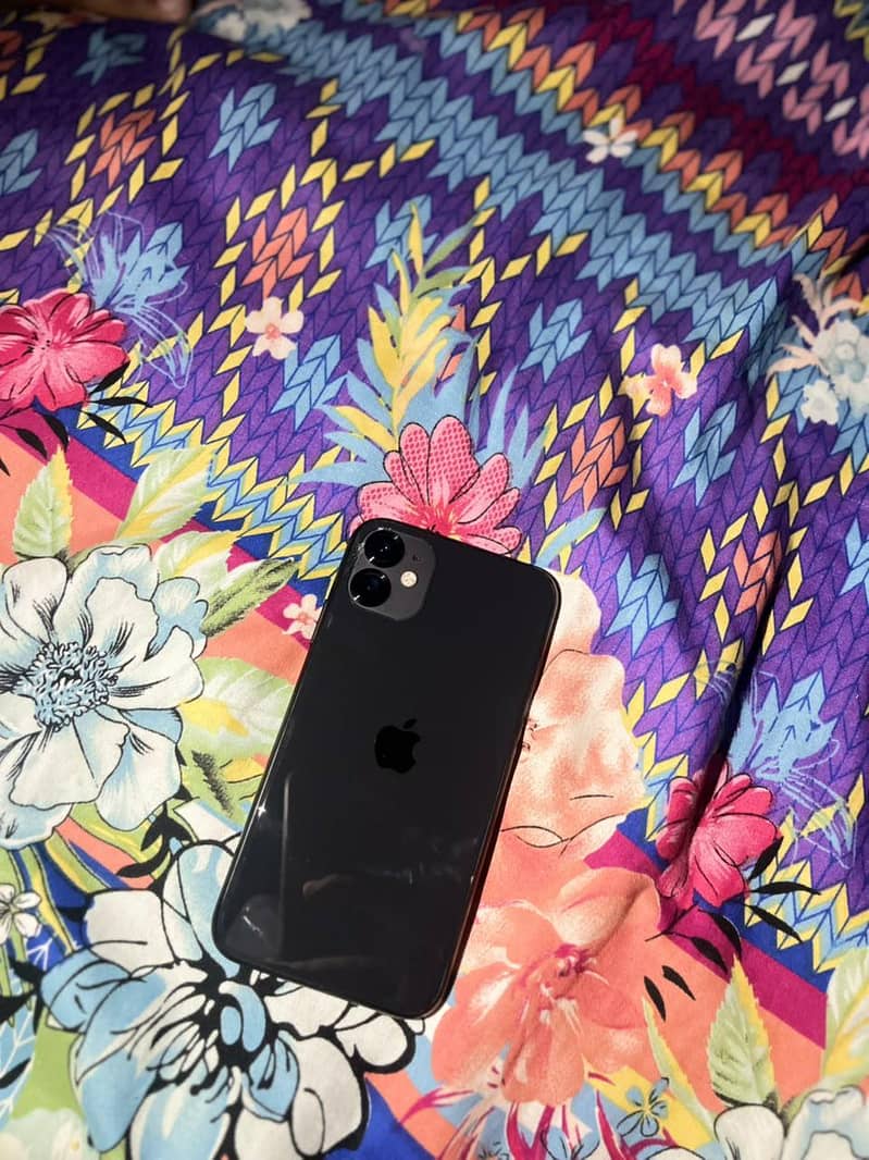 Apple iPhone 11 3