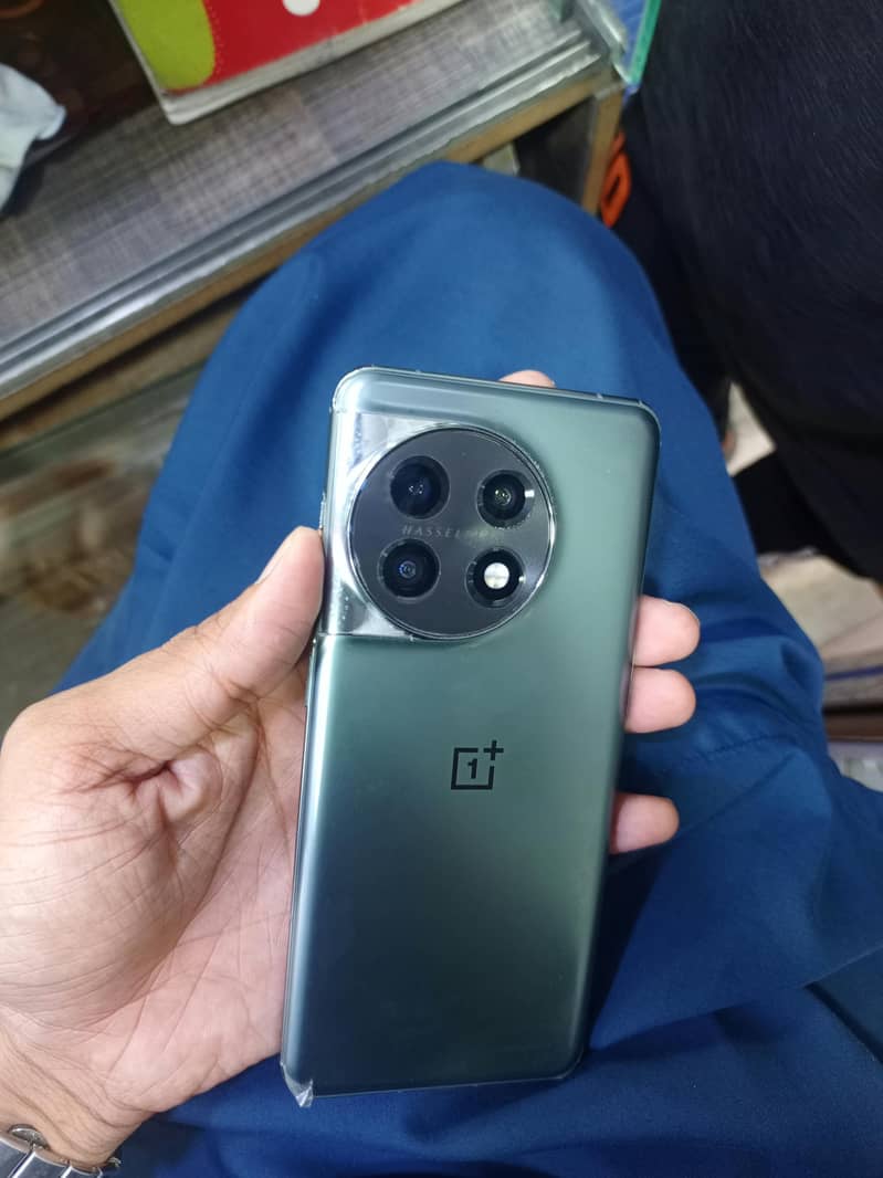 One Plus 11 5