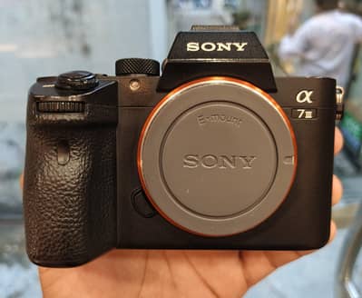 Sony A7lll Mirrorless DSLR camera