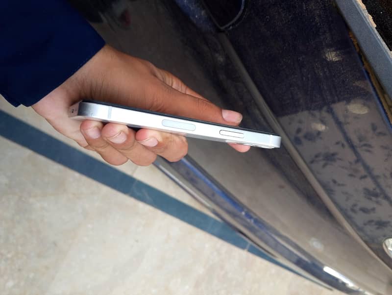 Apple iPhone 12 mini 5