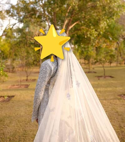 ELEGANT BRIDAL LEHNGA WITH CATHEDRAL NET VEIL