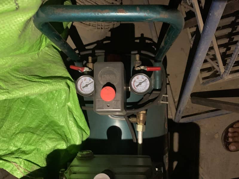 Air conditioner compressor 1