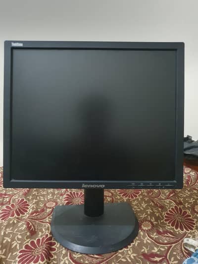 Lenovo 19 Inch LCD Monitor – Excellent Condition