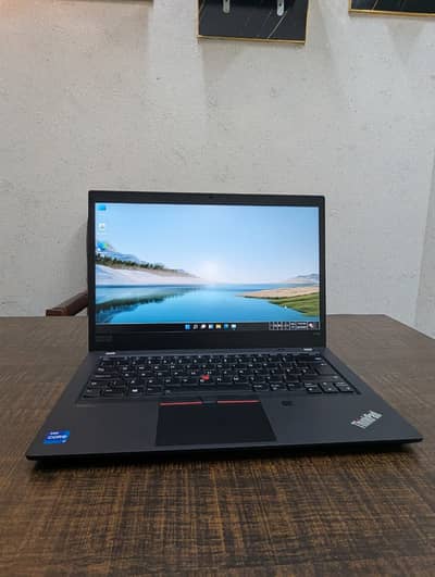Lenovo Thinkpad P14S | Core i7  11th Generation