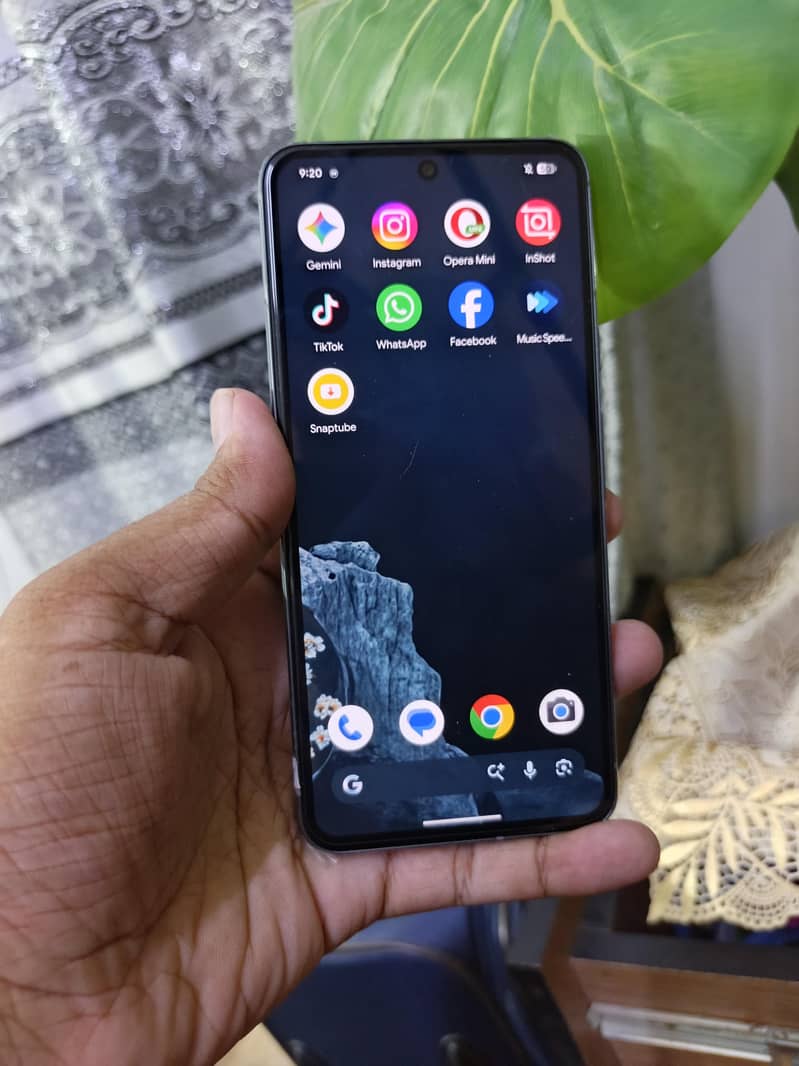 Google pixel 8 6