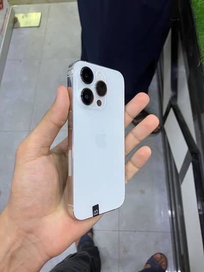 Apple iPhone 14 Pro