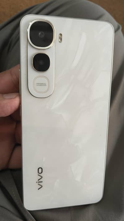 Vivo Y400