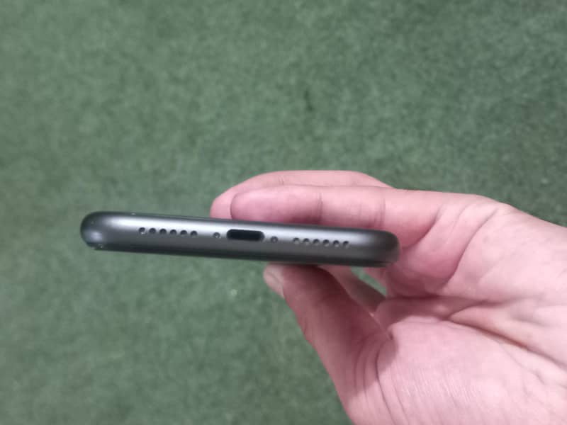 Apple iPhone 11 2