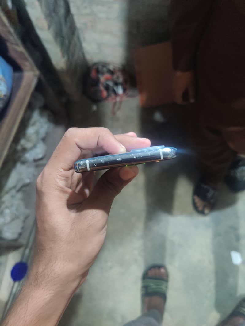 One Plus 9 Pro 5