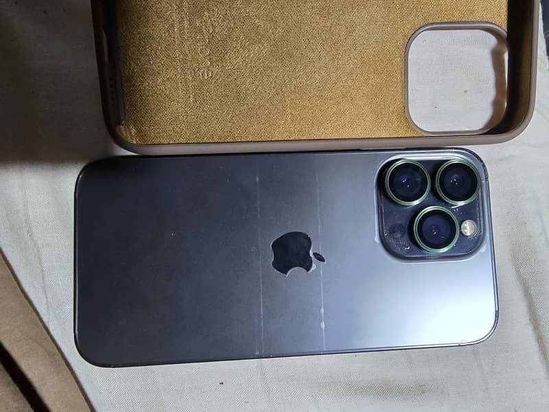 Apple iPhone 13 Pro 9