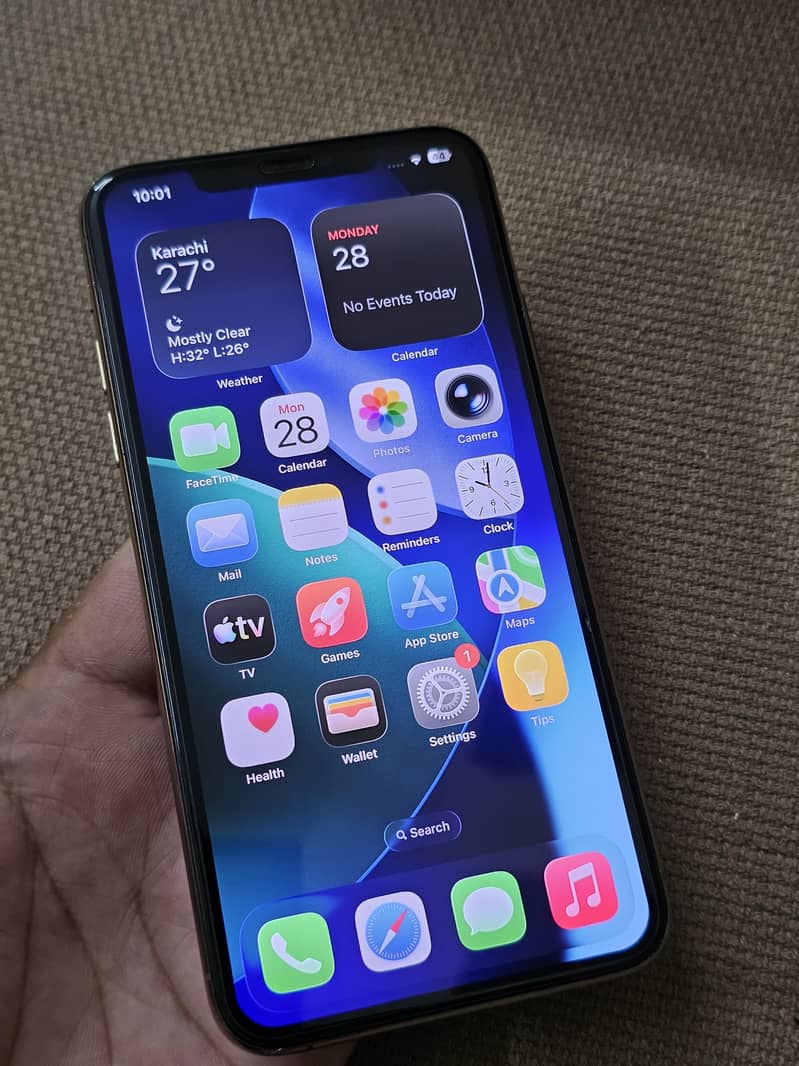 Apple iPhone 11 Pro Max 7