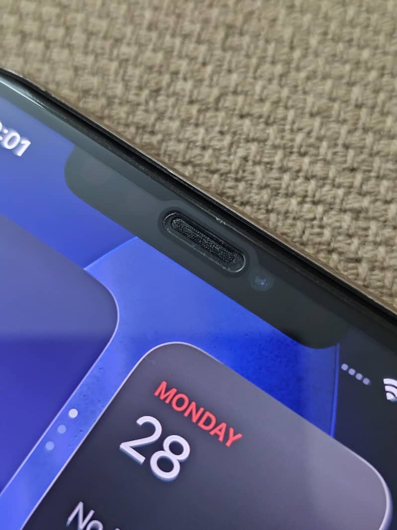 Apple iPhone 11 Pro Max 8