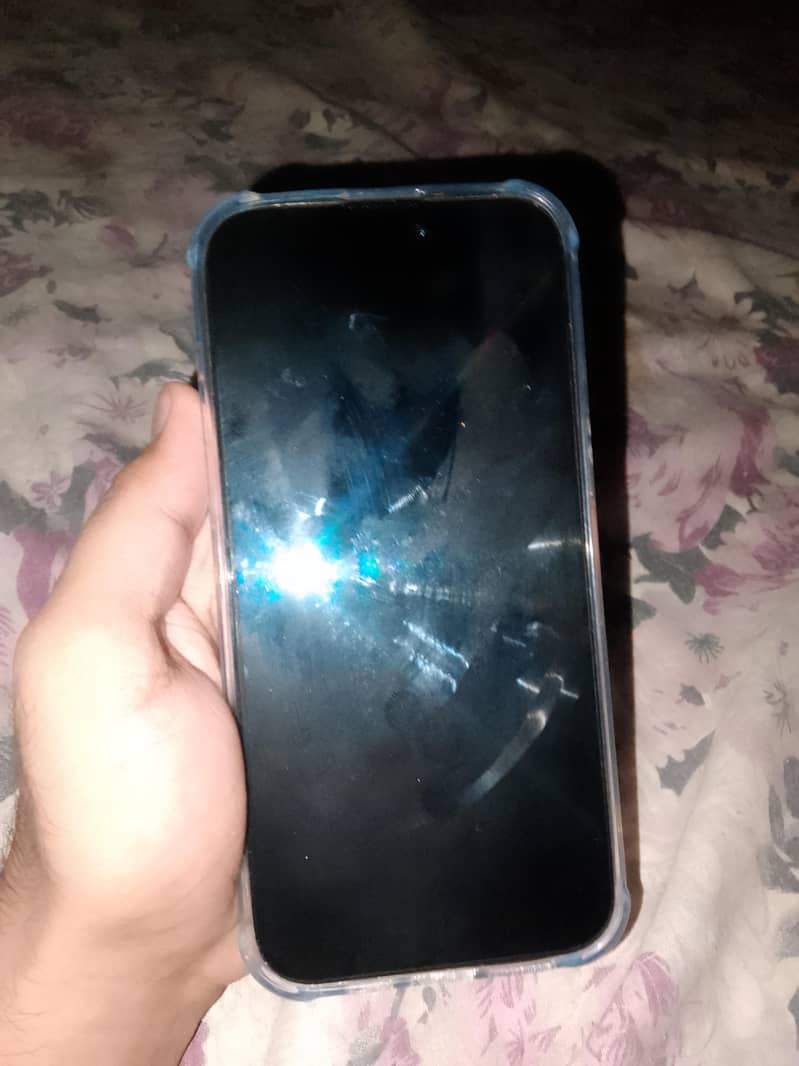Apple iPhone 15 Pro Max 1