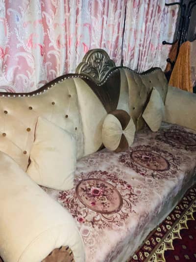 5 seater sofa
