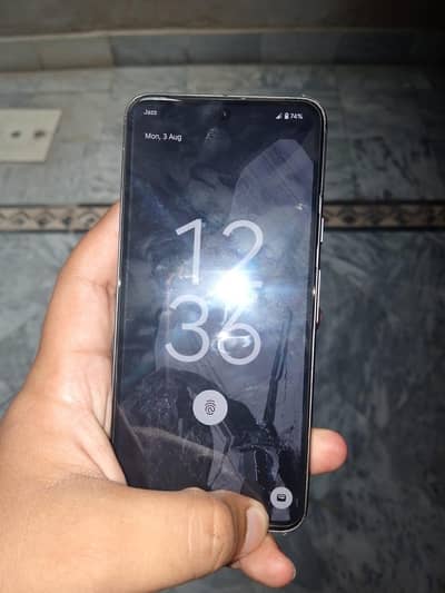 Google Pixel 8