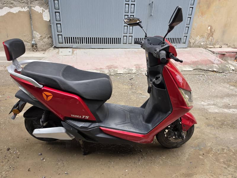 Yadea T5 2