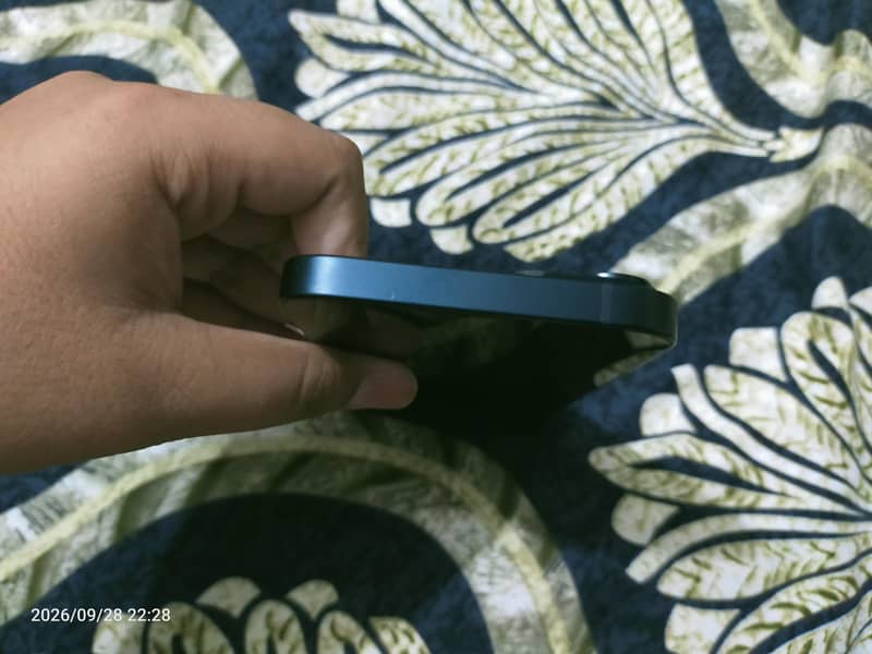 Apple iPhone 14 1