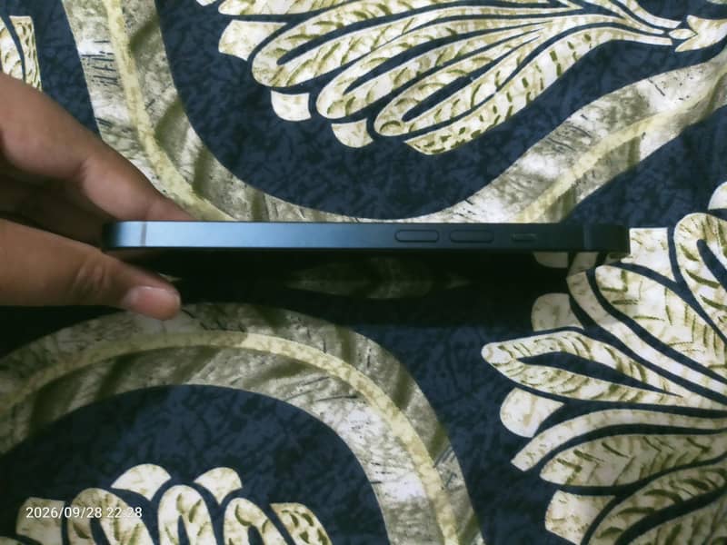 Apple iPhone 14 2