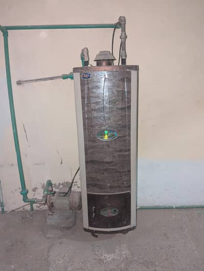 KSC Instant Cum Storage Gas Geyser - 25 Gallon (Good Condition)