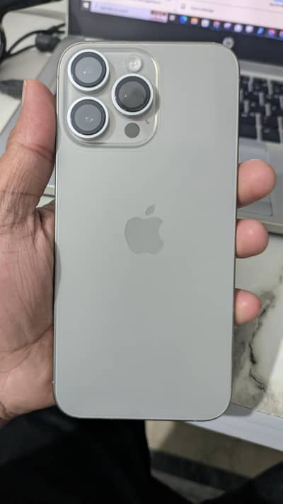 Apple iPhone 15 Pro Max