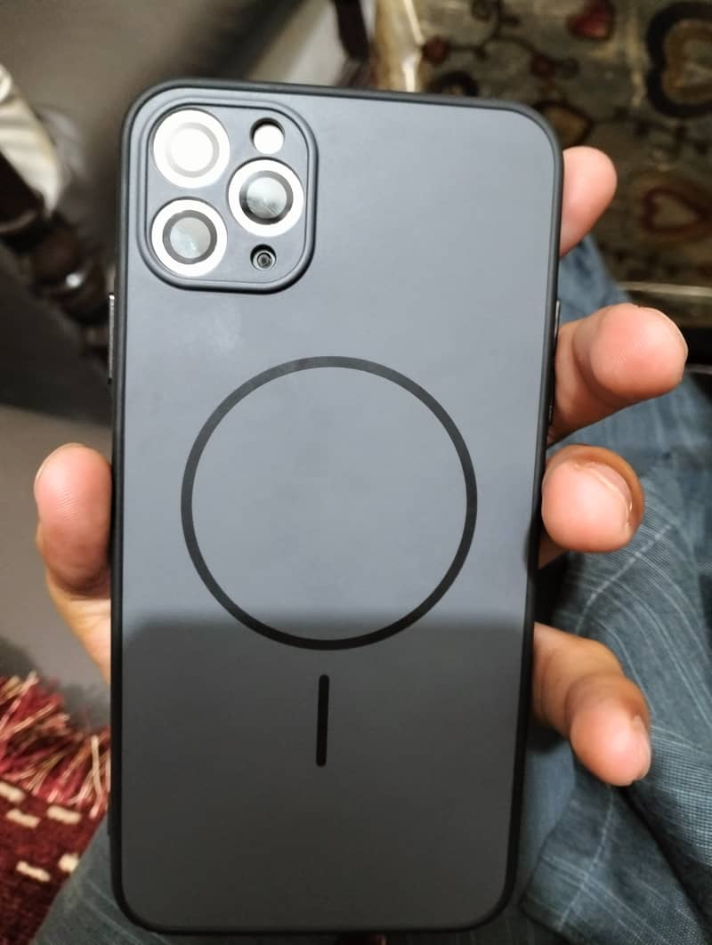 Apple iPhone 11 Pro Max 1