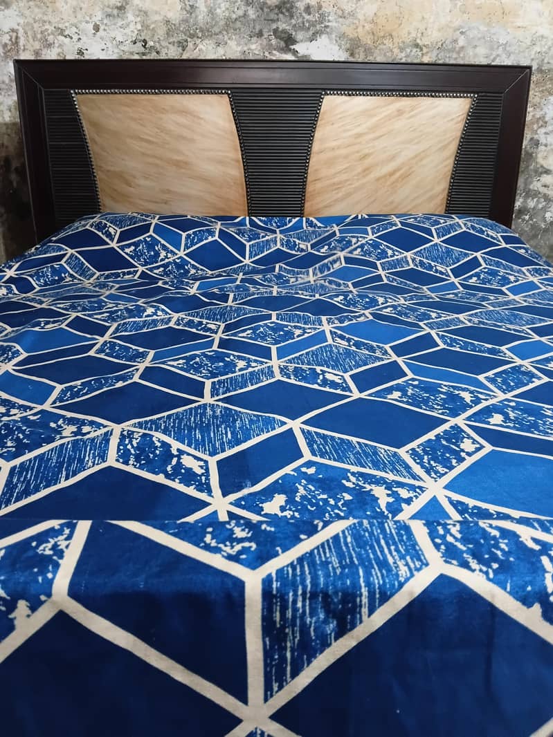 Double bed with Master Matress without spring 0