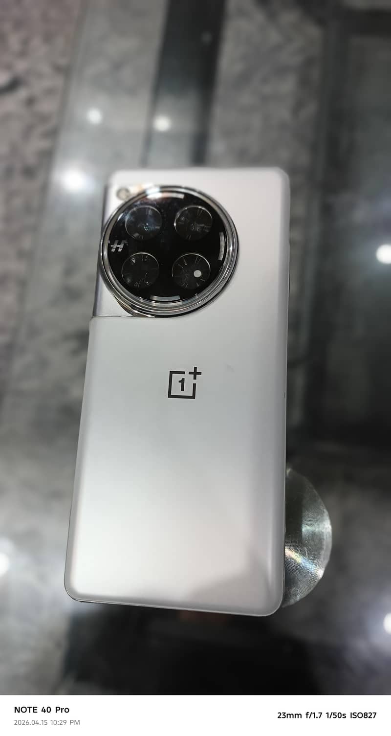 One Plus 12 6