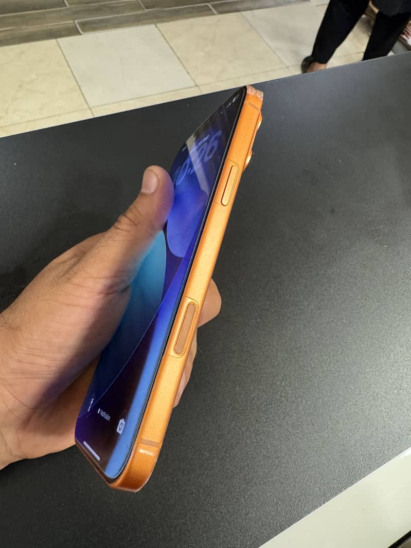 Apple iPhone 17 Pro Max 1