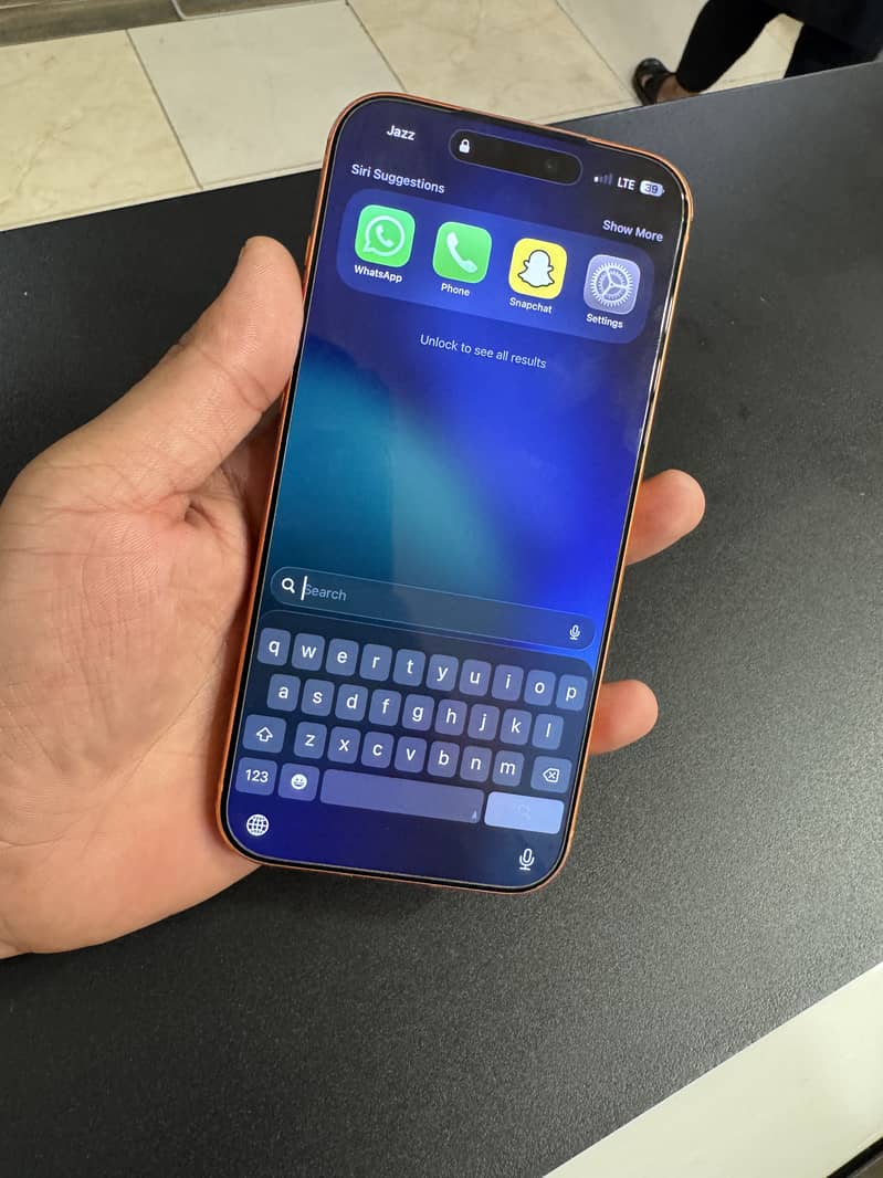 Apple iPhone 17 Pro Max 3