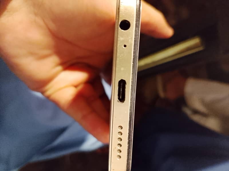 Tecno Spark 20C 6