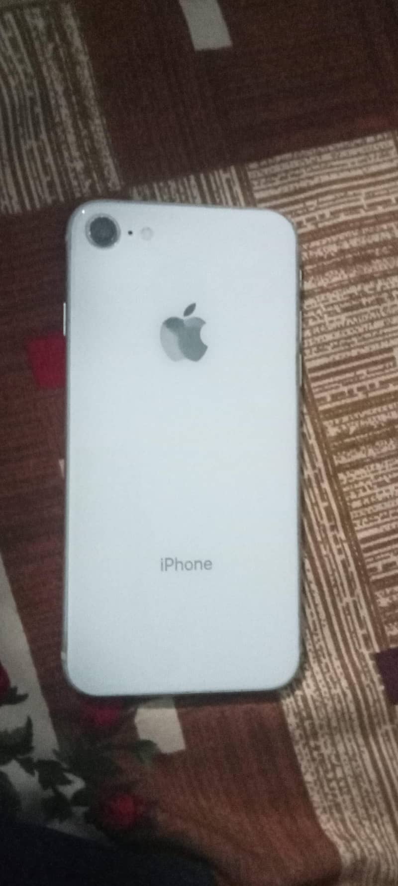 Apple iPhone 8 0