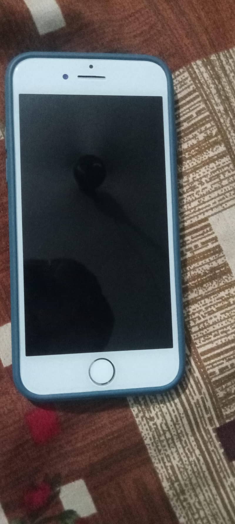 Apple iPhone 8 1
