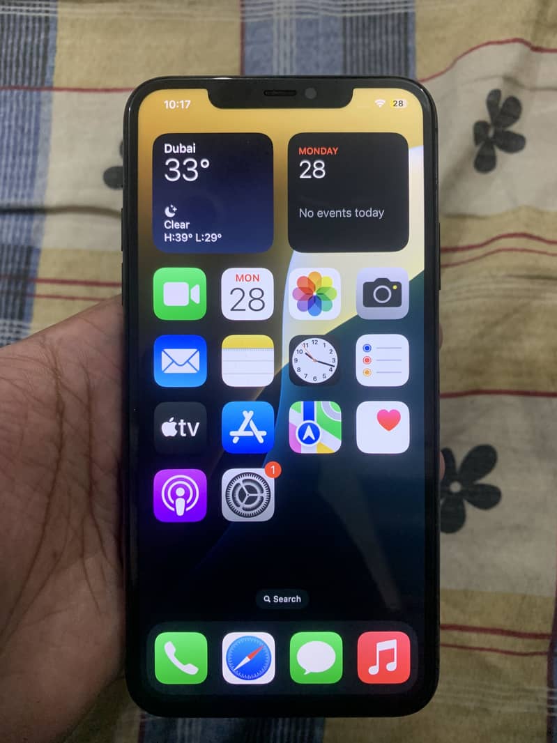 Apple iPhone 11 Pro Max 7
