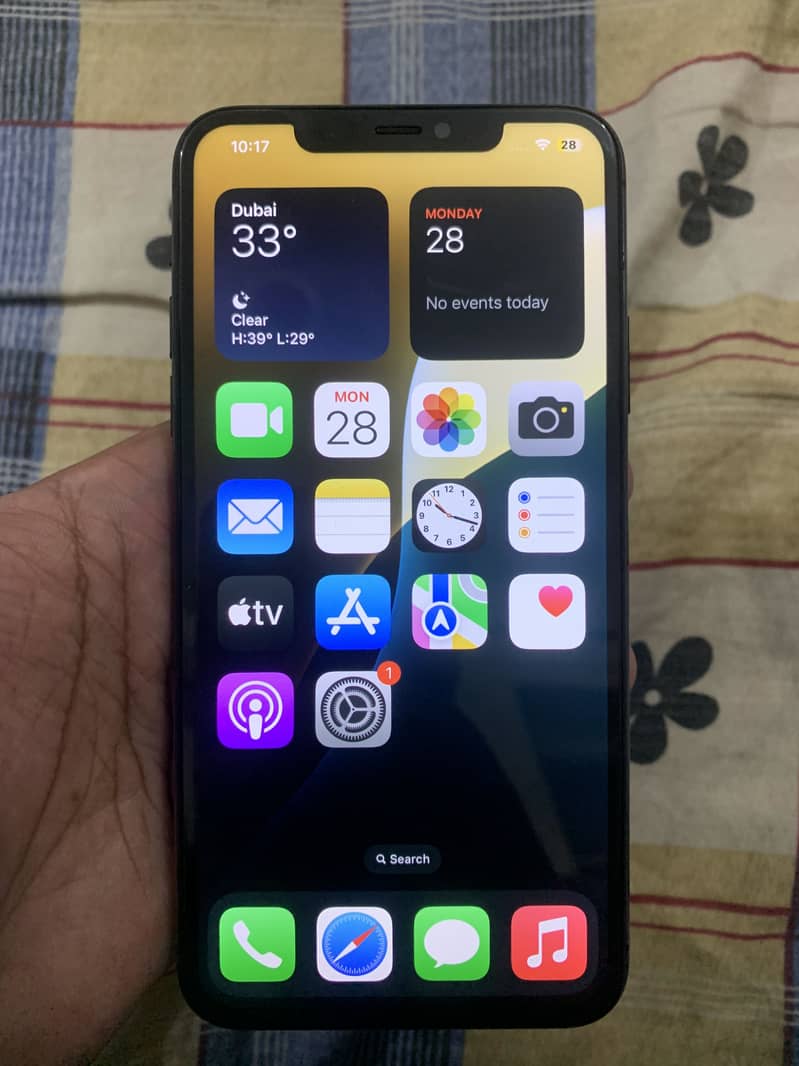Apple iPhone 11 Pro Max 8